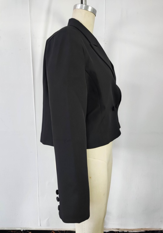 Black Cropped Blazer​