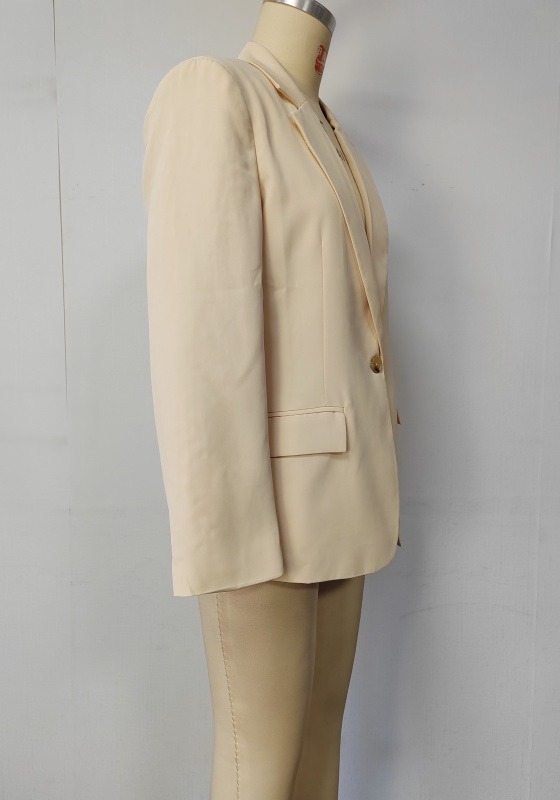 Elegant Single Button Cream Blazer